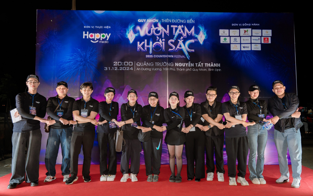 Đội ngũ Happy Media tại sự kiện giải trí